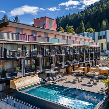 Hotel Ravelli Sporting Mezzana  Exterior foto