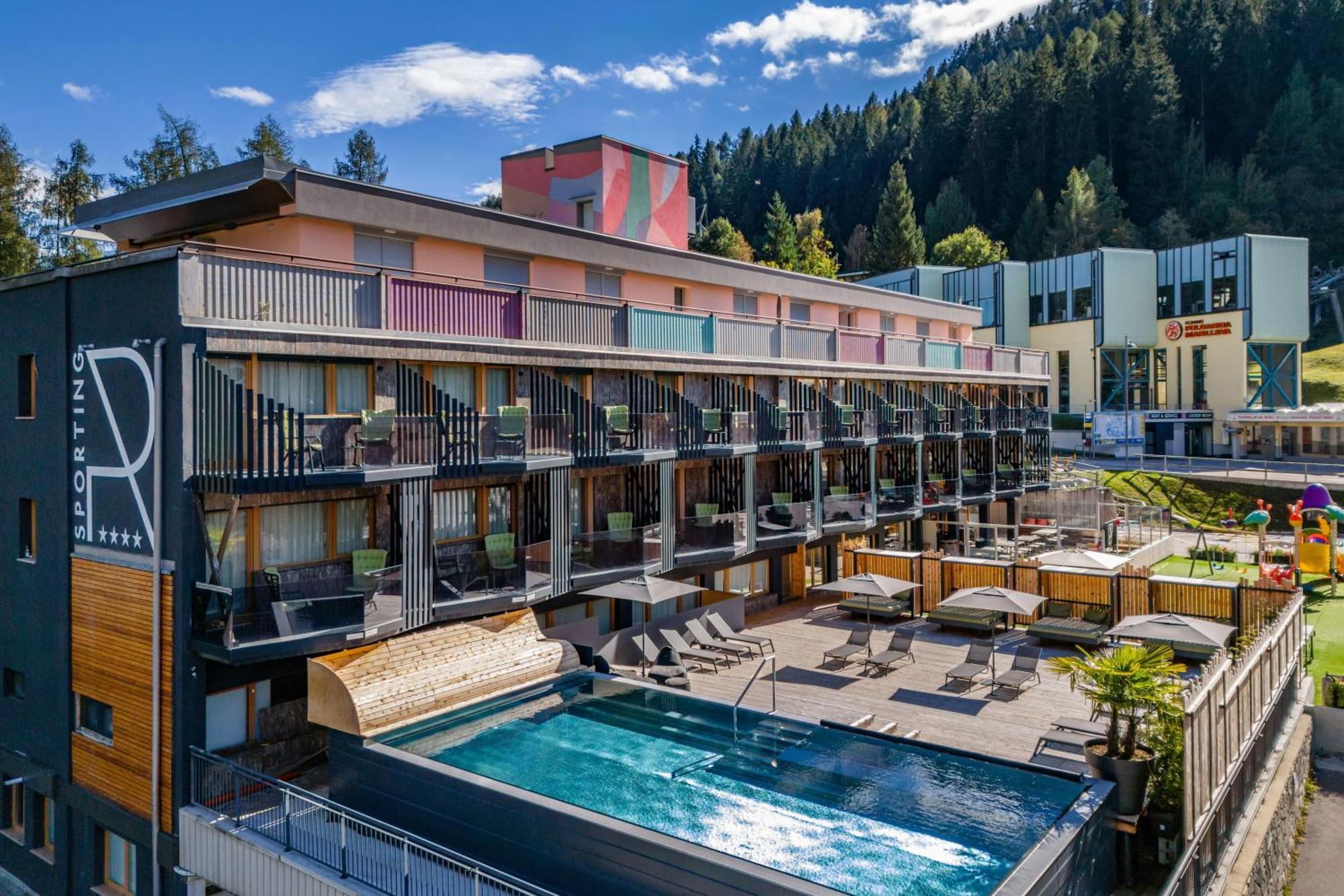 Hotel Ravelli Sporting Mezzana  Exterior foto